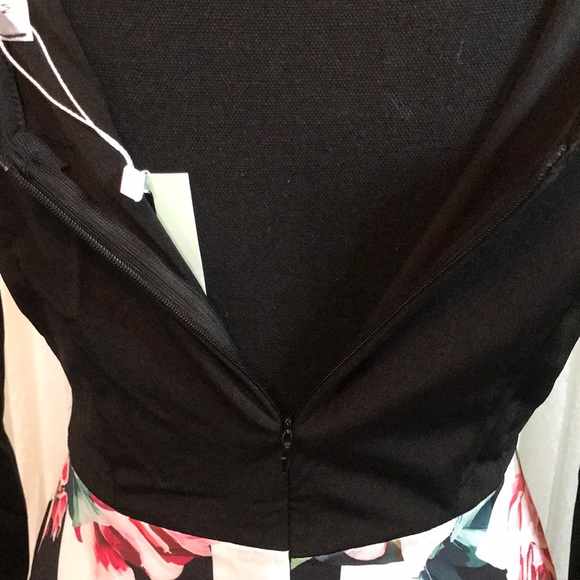 Vintage Floral Print Belted 1950s Dress - Picture 6 of 8